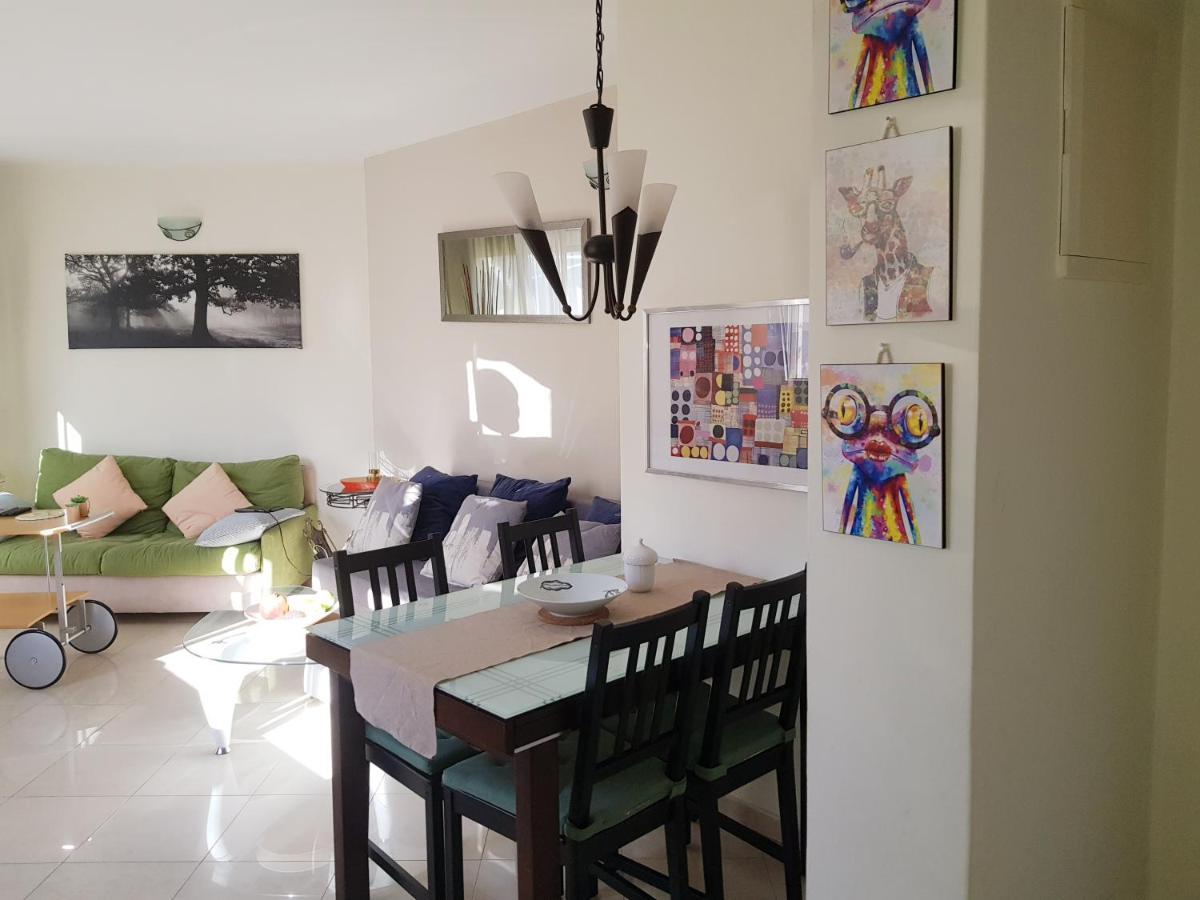 Israel Marina Village, Garden Vacation Apartment Herzelia エクステリア 写真