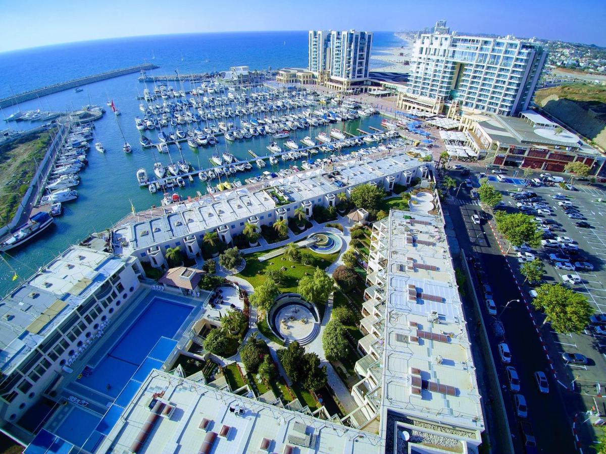 Israel Marina Village, Garden Vacation Apartment Herzelia エクステリア 写真
