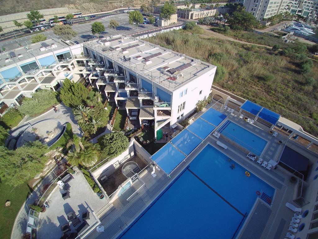 Israel Marina Village, Garden Vacation Apartment Herzelia エクステリア 写真