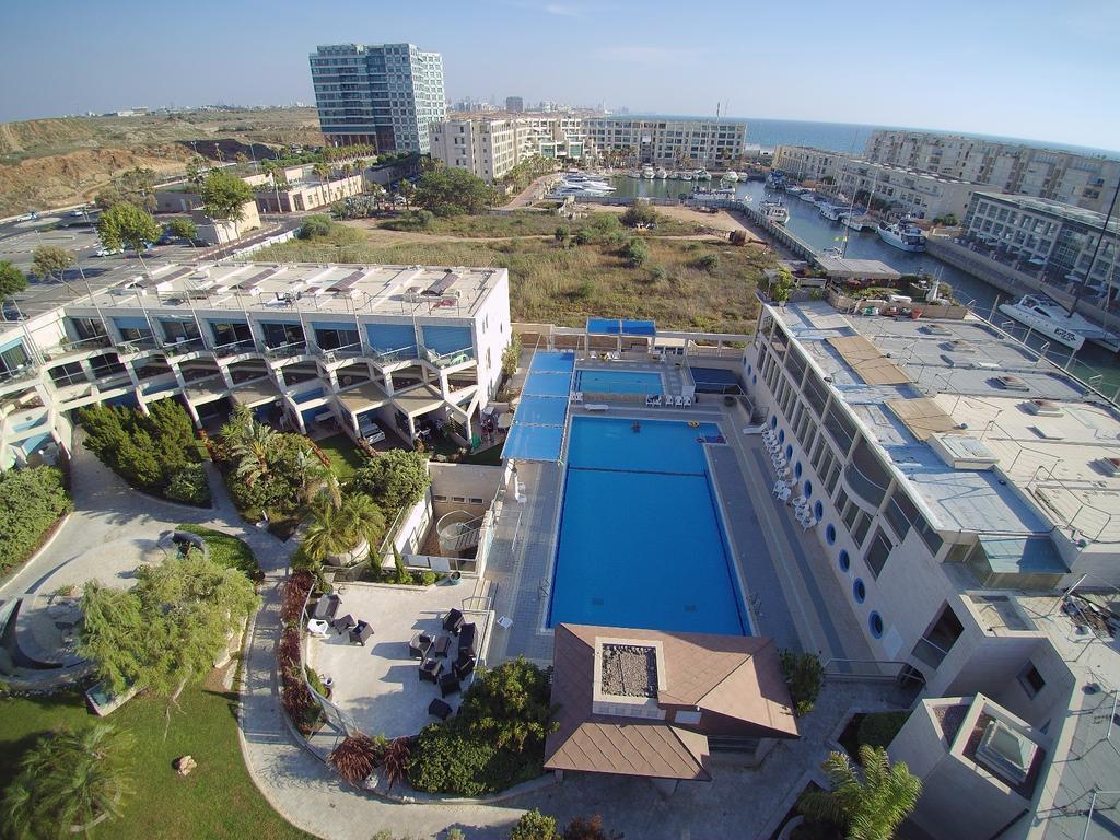 Israel Marina Village, Garden Vacation Apartment Herzelia エクステリア 写真